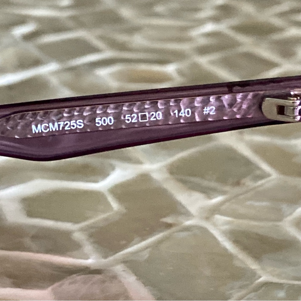 LIKE NEW! MCM725S 500 Womens Purple Rectangular Plastic Sunglasses - Picture 5 of 14
